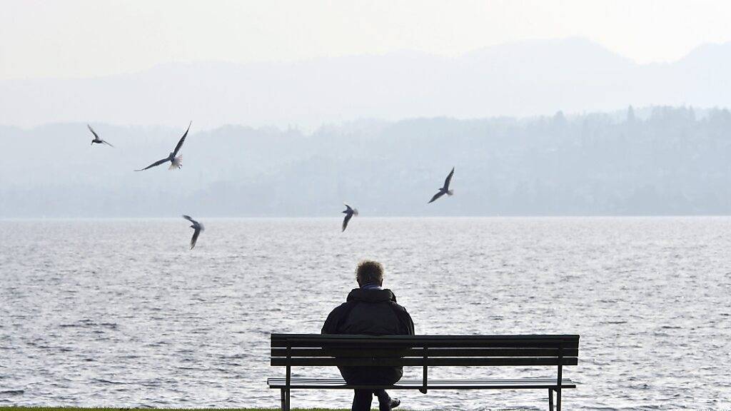 Einsamkeitsgefühle in der Luzerner Bevölkerung nehmen zu. (Symbolbild)