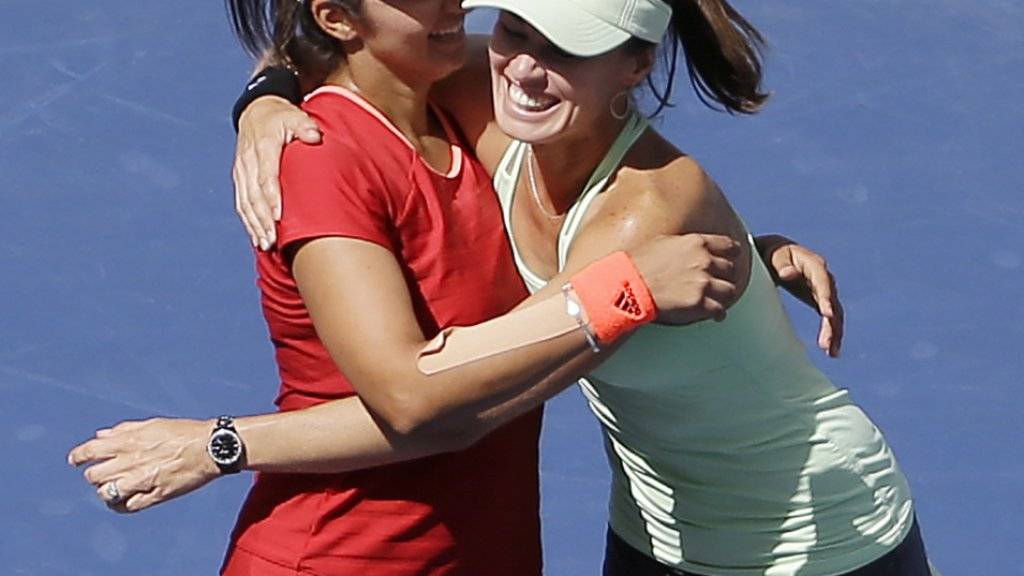 Können sich am WTA-Turnier im chinesischen Guangzhou über einen weiteren Turniersieg freuen: Sania Mirza und Martina Hingis.
