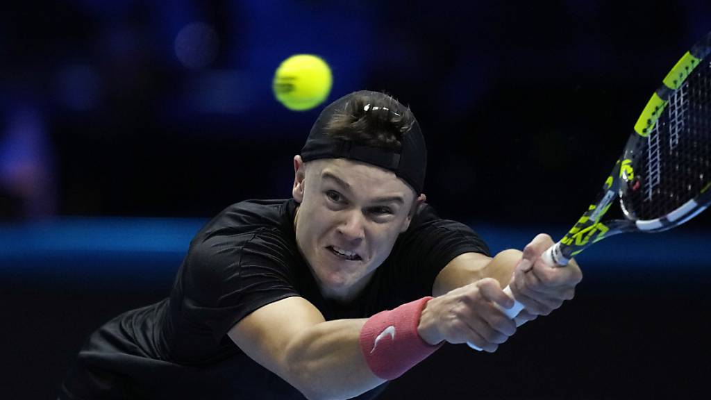 Holger Rune hält die Halbfinal-Chancen aufrecht