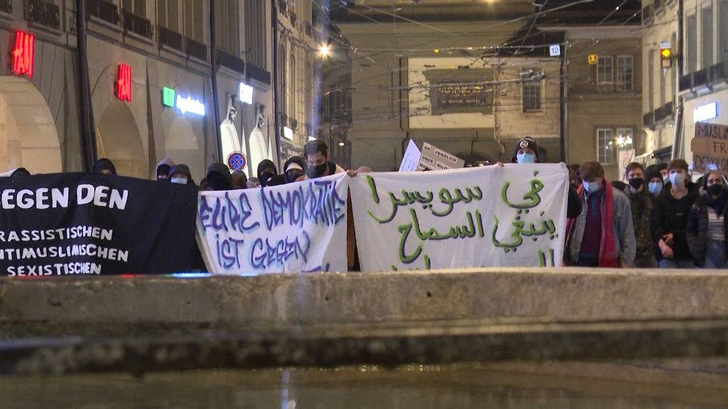 Nach «JA» zum Verhüllungsverbot: Demonstration in Bern