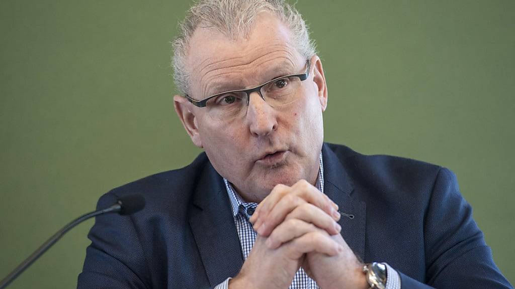 Der Zuger Finanzdirektor Heinz Tännler (SVP) verkündete am Montag die Wiedereinführung des Skonto-Abzugs. (Archivbild)