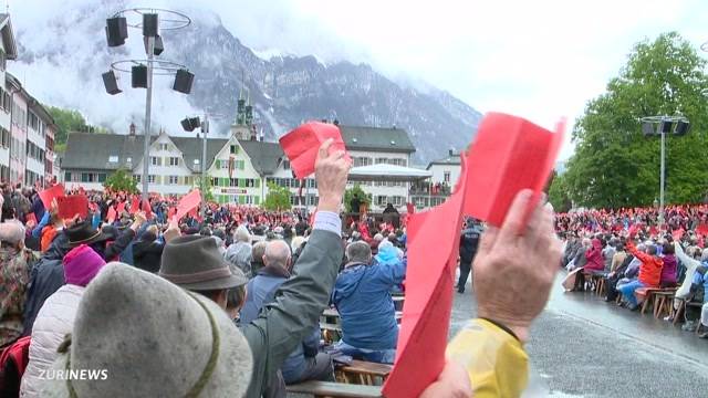 Glarner Landsgemeinde sagt „Nein“ zum Burkaverbot