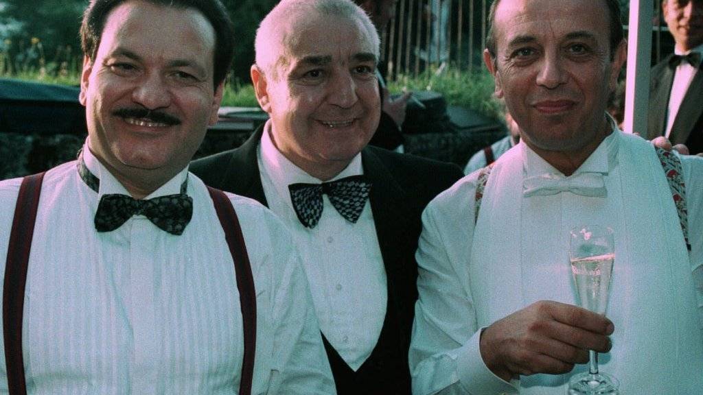Dino Arici (m) 1997 in Solothurn zusammen mit den italienischen Sängern Leo Nucci (r), und Salvatore Fisichella (r) (Archiv)