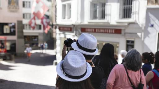 Weniger ausgabestarke Gäste reisen nach Zürich