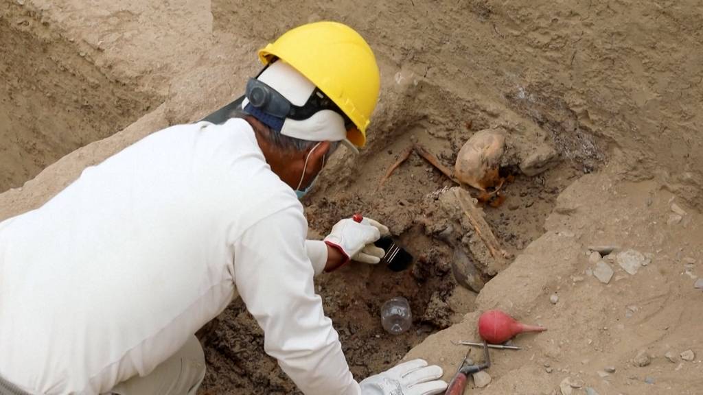 Fast 600 Jahre alte Grabstätte in Peru entdeckt