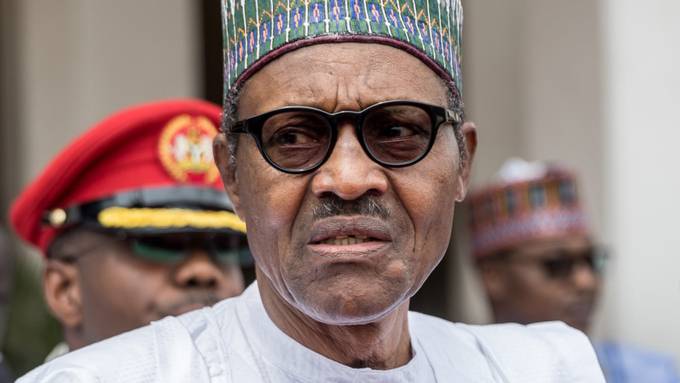 Nigerias Präsident befiehlt: Feuer frei auf AK-47-Träger