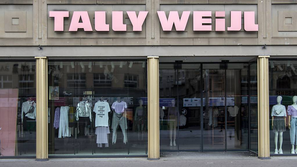 Die Schweizer Modekette Tally Weijl hat von Investoren und Banken das für die Zukunft dringend benötigte Geld erhalten. Mit dem Umbau der Kette werden jedoch einige Filialen geschlossen.(Archivbild)