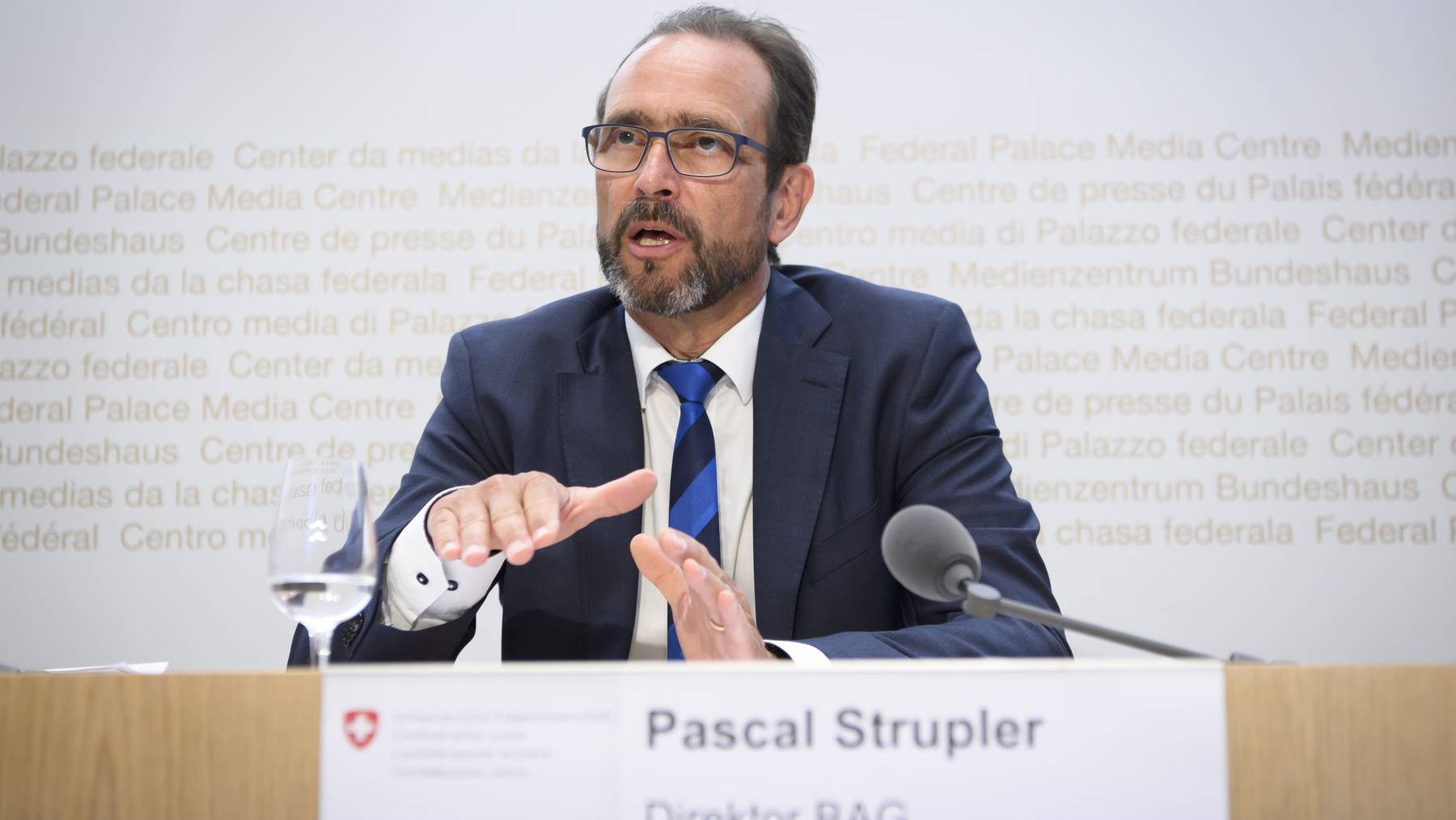 Das Bundesamt für Gesundheit von Direktor Pascal Strupler publizierte am Freitag falsche Infektionszahlen. Am Sonntag korrigiert sich das BAG.