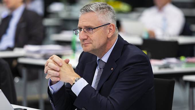 Von links bis rechts: Aargauer Politiker begrüssen Turbo-Öffnungen
