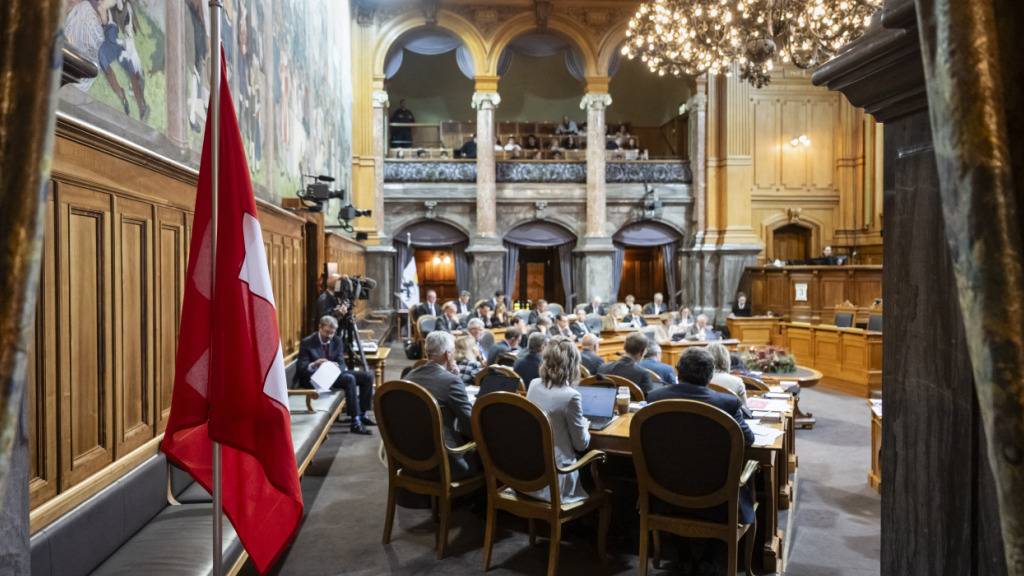 Die beiden Basel sollen keine zusätzlichen Sitze im Ständeratssaal belegen. Dieser Meinung ist das Parlament. (Themenbild)