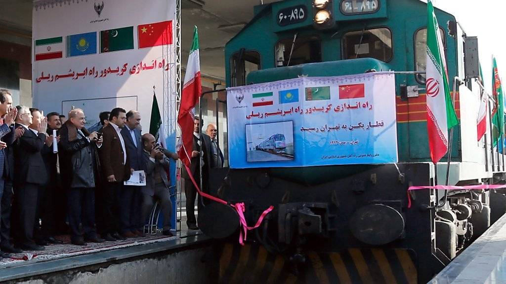 Nach gemeinsamen Bemühungen, die Seidenstrasse wiederzubeleben, trifft der erste chinesische Güterzug in Teheran ein.