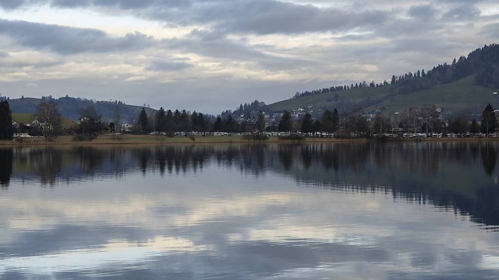 Eine Morgenstimmung am Ägerisee in der Gemeinde Unterägeri im Kanton Zug. (Symbolbild)