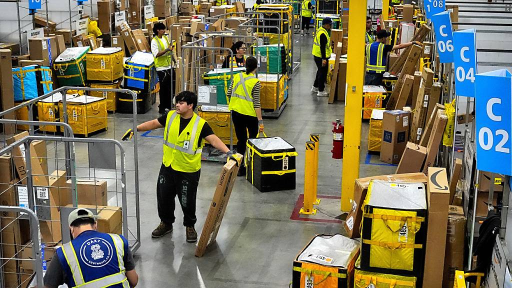 Kunden von Amazon werden sparsamer (Archivbild)