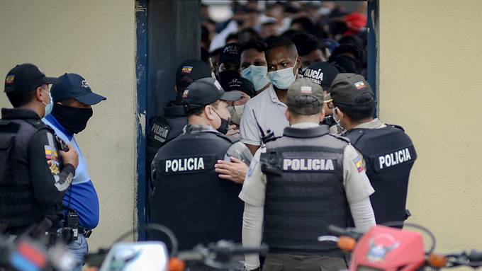 Neue Krawalle nach Blutbad mit fast 80 Toten in Ecuadors Gefängnissen