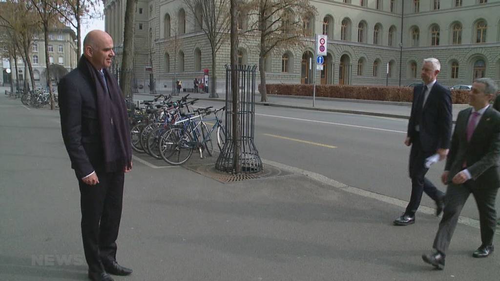 Bundesrat zeiht Bilanz nach einem Jahr Krieg