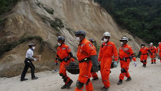 Zahl der Toten nach Erdrutsch in Guatemala steigt über 200