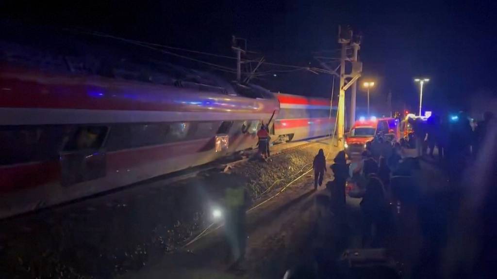 Schweres Zugunglück in Spanien: Zahl der Todesopfer steigt auf 39