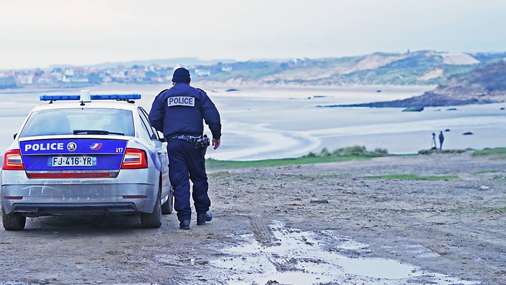 ARCHIV - An der nordfranzösischen Küste sind vier Migranten bei der versuchten Überfahrt nach Großbritannien bei Boulogne ums Leben gekommen. Foto: Stefan Rousseau/Press Association/dpa