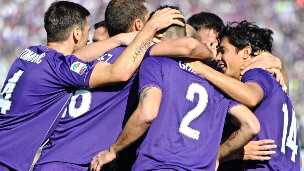 Durften beim 4:1 gegen Frosinone schon vor der Pause viermal jubeln: die Spieler von Fiorentina