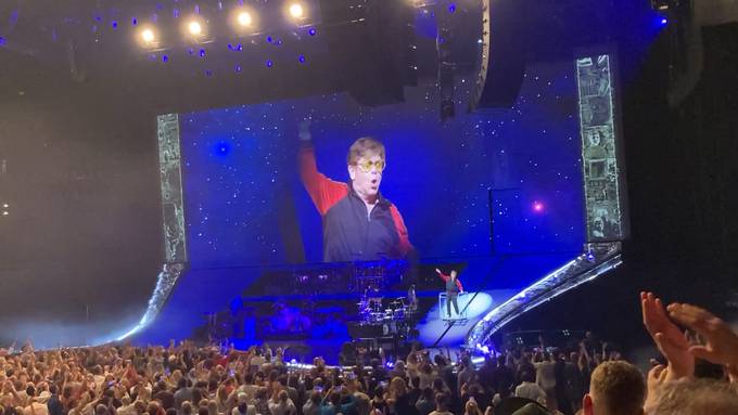 So emotional war Elton Johns letzter Auftritt im Zürcher Hallenstadion