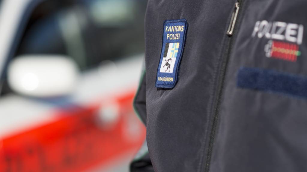 Kantonspolizei Graubünden ermittelt einen Brandstifter