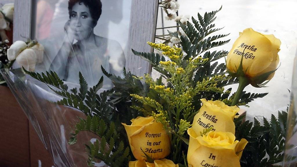 Die US-Sängerin Aretha Franklin soll Ende August in Detroit beigesetzt werden.