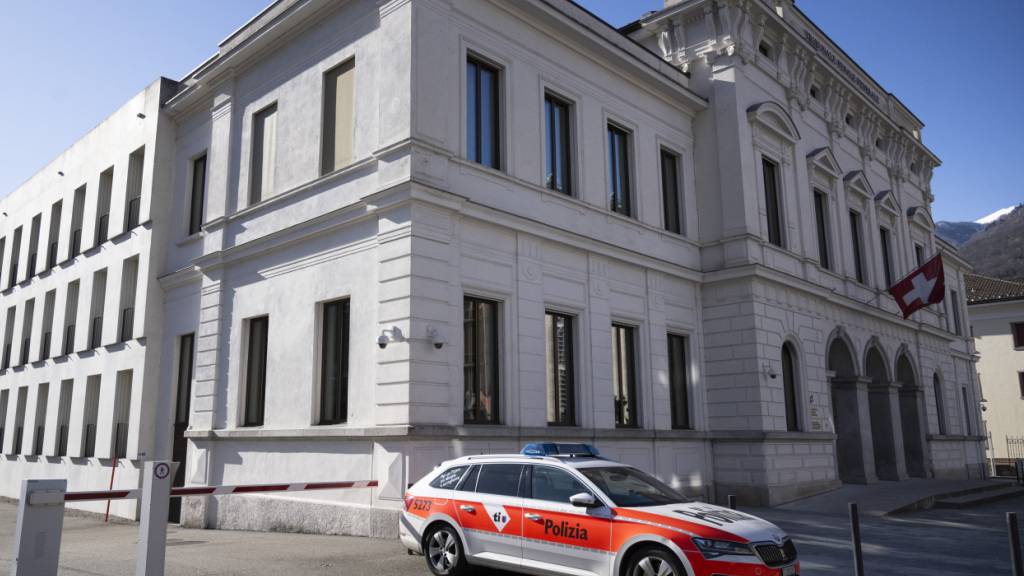 Ein 54-jähriger Baselbieter steht in Bellinzona wegen versuchten Mordes vor dem Bundesstrafgericht. (Symbolbild)
