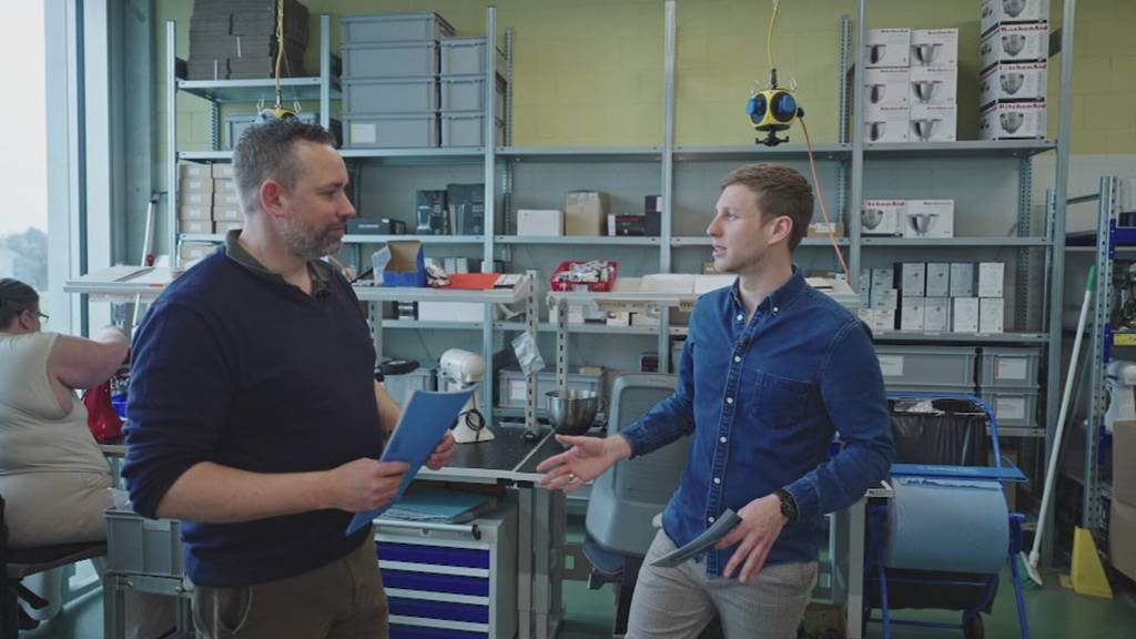 Behinderte, die einfachste Arbeiten ausführen?