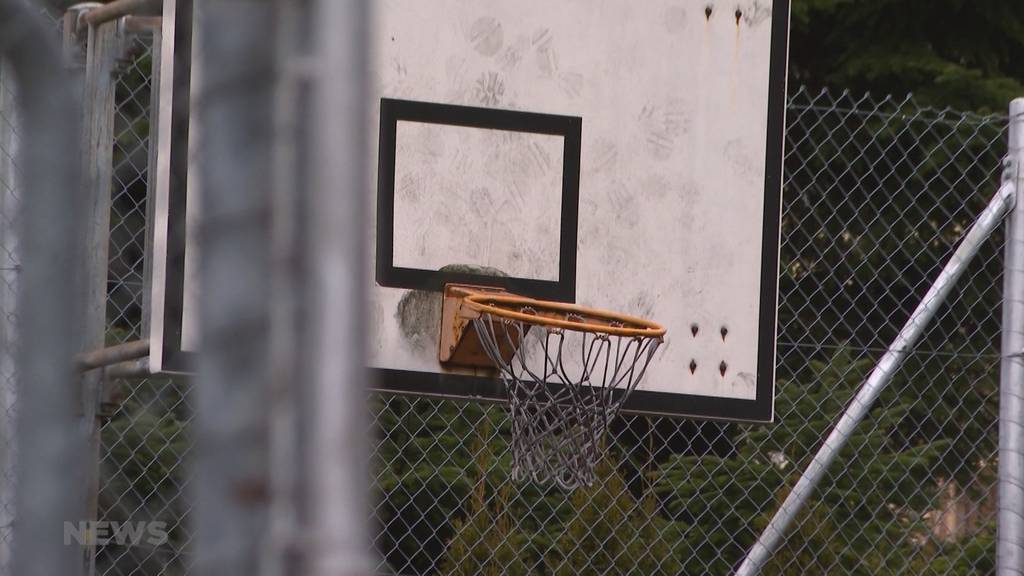 Besorgte Schulkommission in Moutier: Sekundarlehrer hatte Verhältnis mit mehreren Schülerinnen