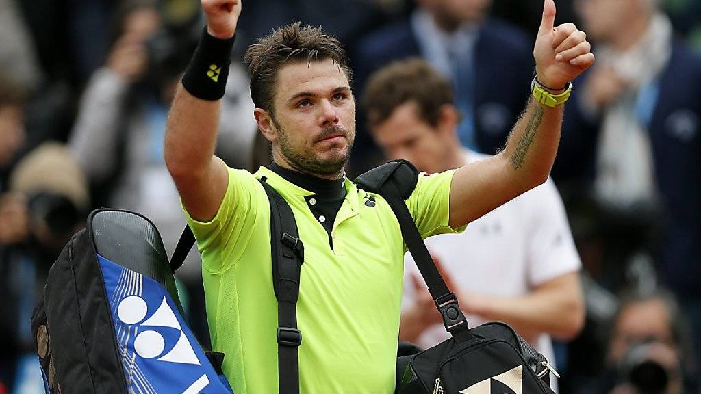 So wars vor einem Jahr: Stan Wawrinka zieht enttäuscht von dannen, Andy Murray applaudiert im Hintergrund