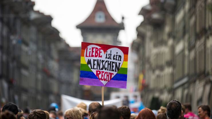 Schutz Für Homosexuelle: Referendum Gegen Das Neue ...