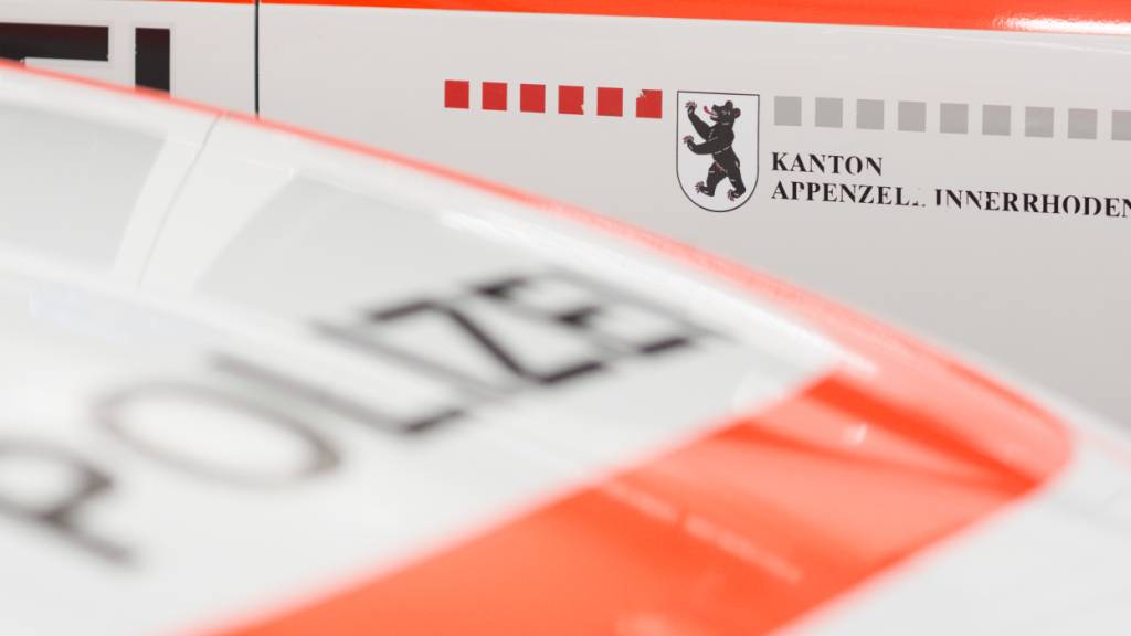 Mann in Appenzell nach Sturz aus Fenster schwer verletzt