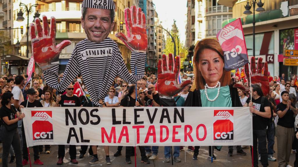 50.000 bei Demo vor Jahrestag der Katastrophe von Valencia