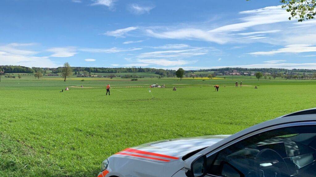 Zwei Männer sind bei einem Flugzeugabsturz in Oberramsern SO gestorben.