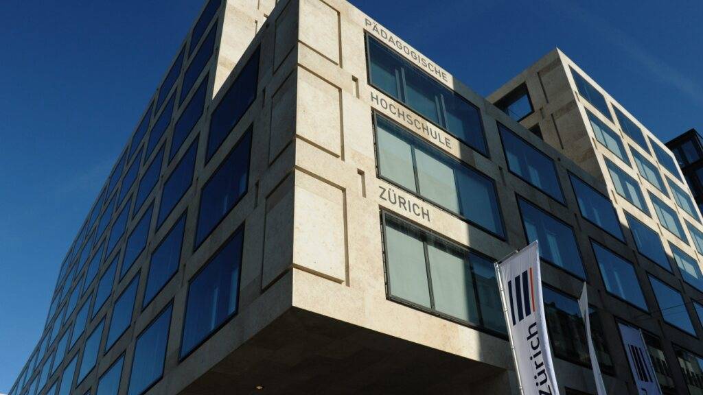 Die Pädagogische Hochschule Zürich darf eine sehbehinderte Frau nicht vom Studium ausschliessen. (Archivbild)