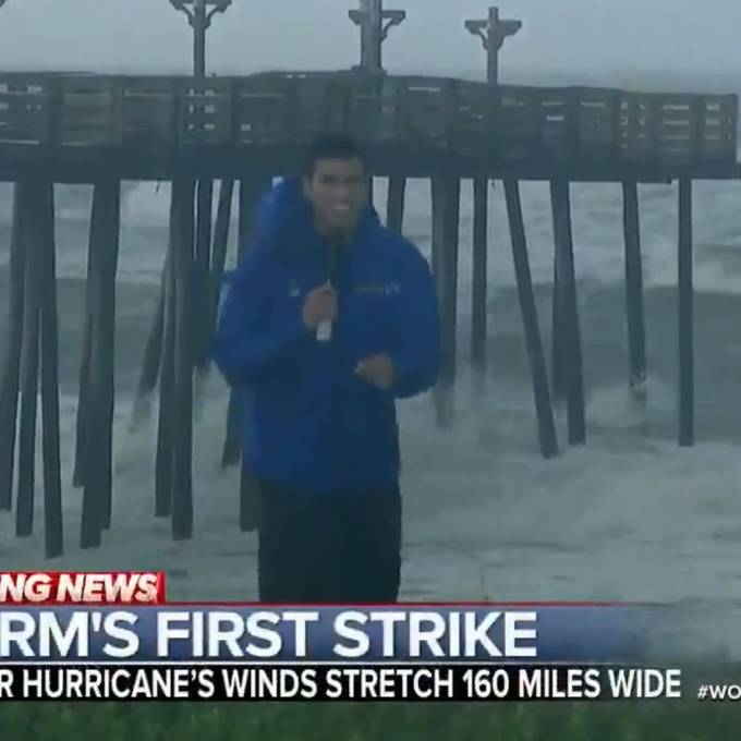 Reporter trotzen dem gefährlichen Sturm