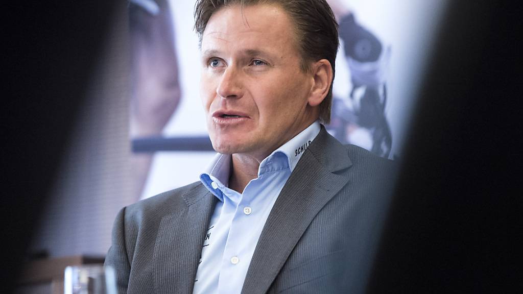 Die Präperation von Pisten mit Baggern auf Gletschern war laut Urs Lehmann, Präsident von Swiss Ski, bisher eine Selbstverständlichkeit. (Archivbild)