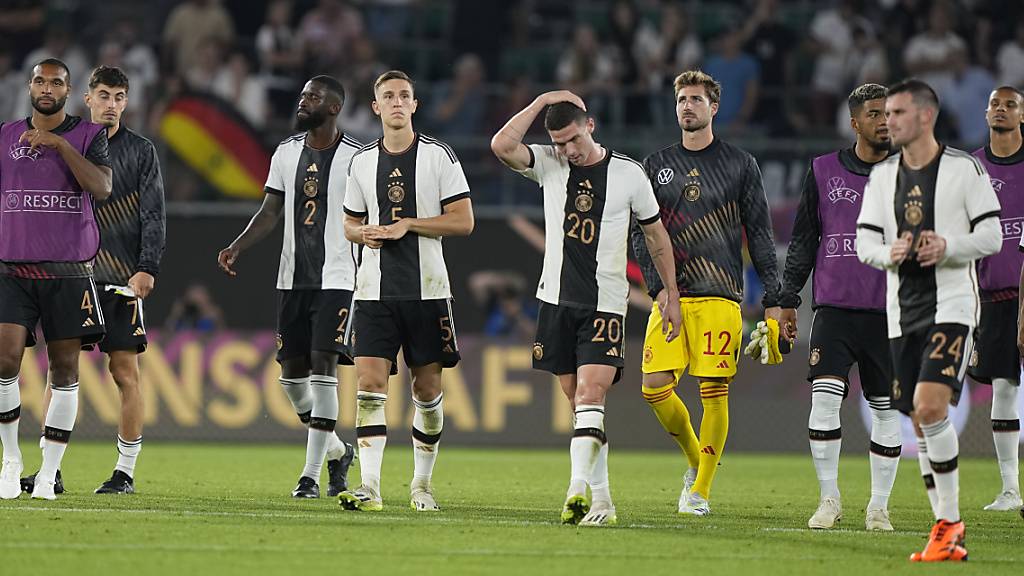 Hängende Köpfe bei den Deutschen nach einer weiteren Niederlage