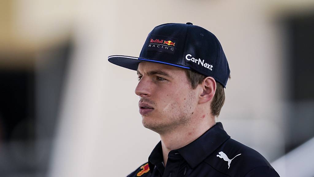 Vor dem Start des Großen Preis von Bahrain am Sonntag gibt sich der amtierende Formel 1-Weltmeister Max Verstappen aus den Niederlanden siegessicher. Foto: James Gasperotti/ZUMA Press Wire/dpa