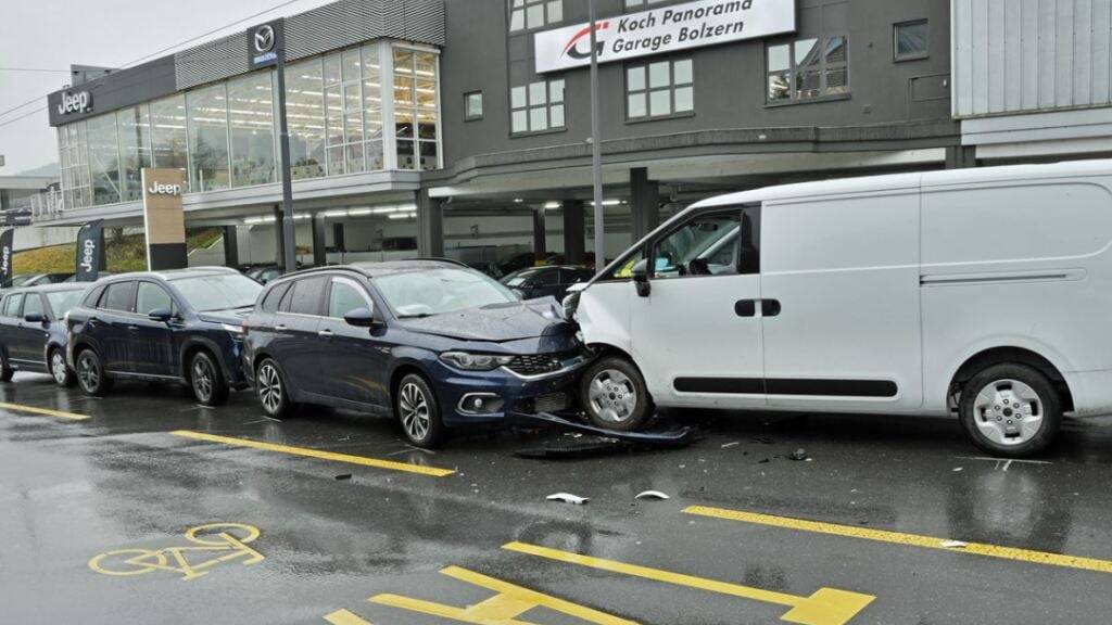 Der Unfall führte im Feierabendverkehr zu Verkehrsbehinderungen.