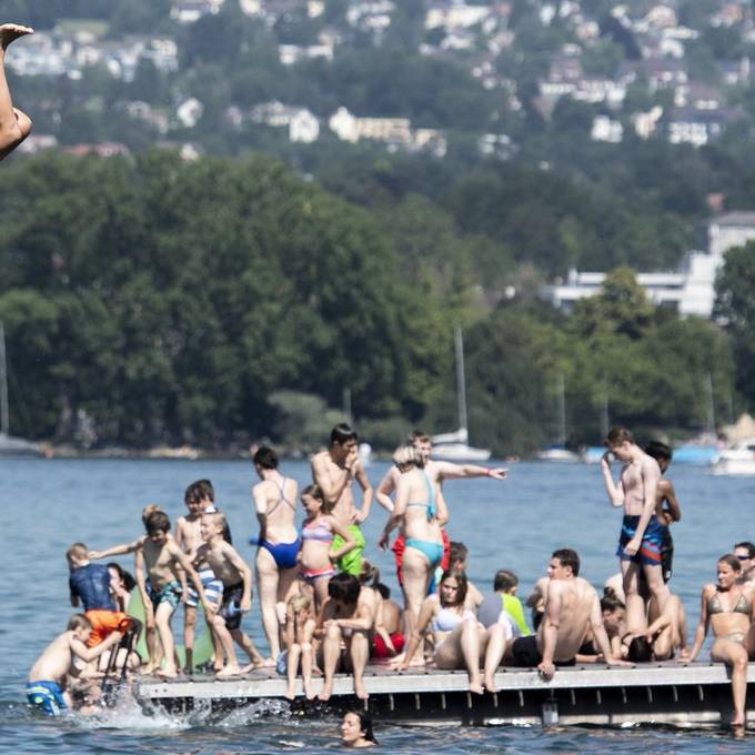 Zürcher Badis zählen eine Million Eintritte