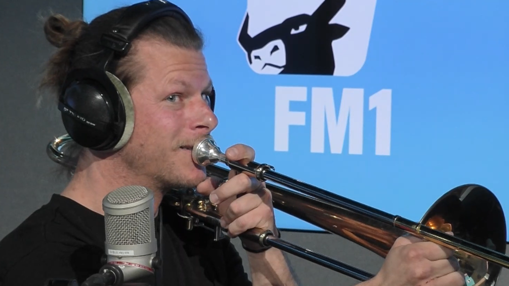 Morgen-Joe lernt Posaune in 24h