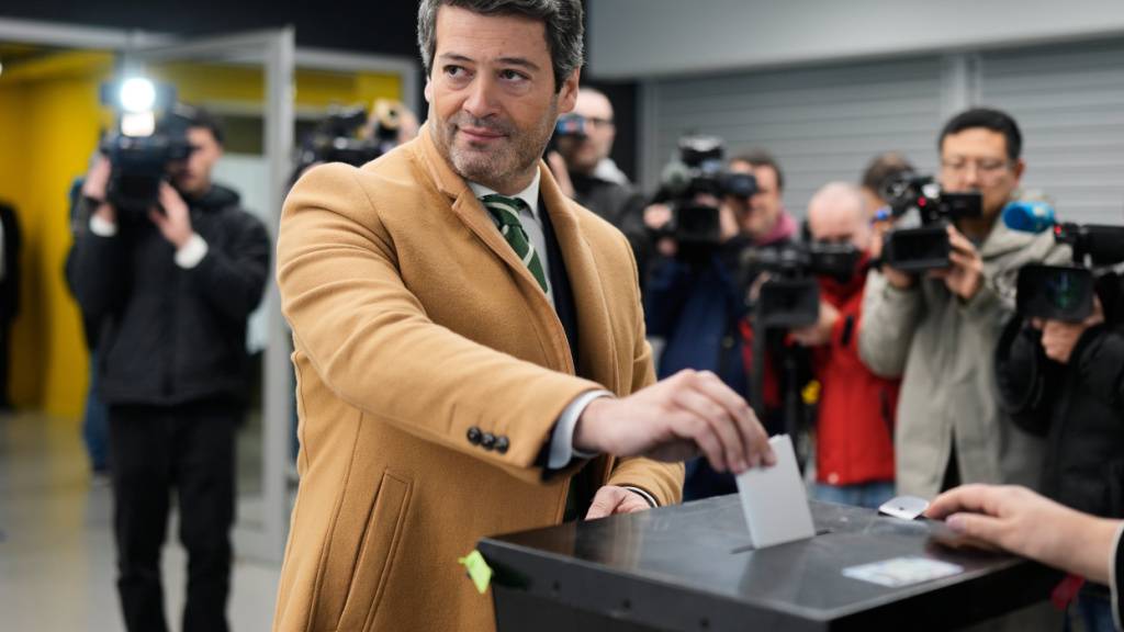 Präsidentenwahl in Portugal: Stichwahl nötig - Rechtsruck