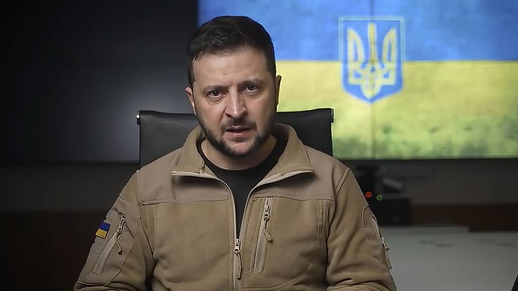 Selenskyj sagte, er fürchte keine Attentate bei einem Treffen in einem Drittstaat.