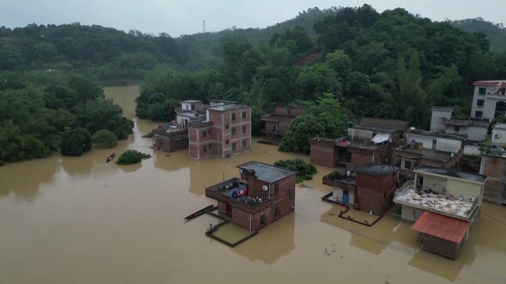 Heftige Regenfälle in China fordern Tote und Vermisste
