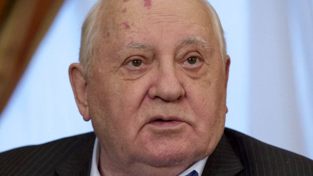 Der ehemalige sowjetische Präsident Michail Gorbatschow warnt vor einem Wettrüsten zwischen den USA und Russland. (Archivbild)