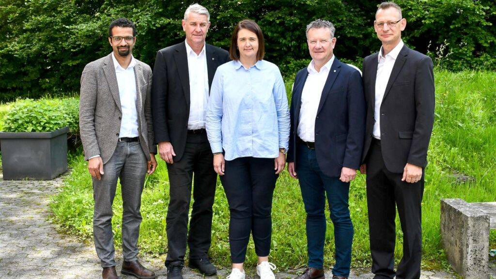 Der Gemeinderat Emmen (von links): Brahim Aakti (SP), Patrick Schnellmann (Mitte), Ramona Gut-Rogger (FDP), Andreas Roos (Mitte) und Beat Niederberger (FDP).