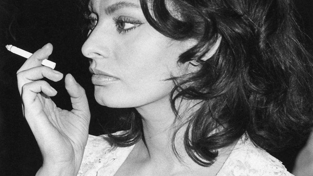 Sophia Loren - bürgerlich: Sofia Villani Scicolone - in einer Drehpause von «Questi Fantasmi» im Juni 1967 in Rom. (Archiv)
