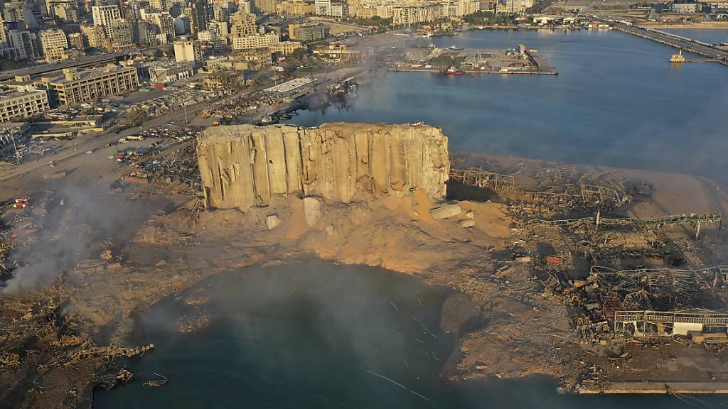 Bei der verheerenden Explosion im Hafen von Beirut sind vor einem Jahr 220 Menschen getötet und über 6000 Menschen verletzt worden. (Archivbild)