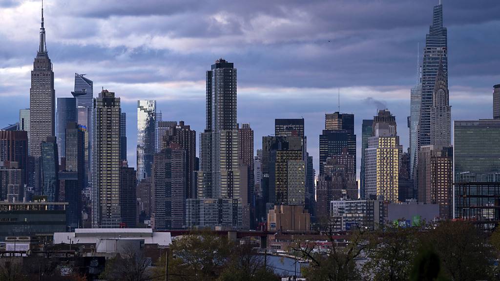 Die Stadt New York will wegen Mangel an Wohnraum gegen Vermieter und Vermittler von Ferienwohnungen Beschränkungen einführen. Die Massnahmen richten sich unter anderem auch gegen Airbnb.(Symbolbild)
